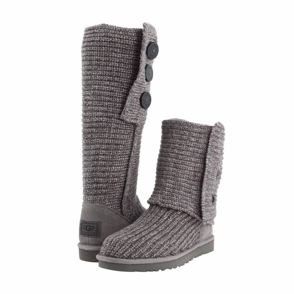 UGG • Cardy II Boot grey ribbed knit sweater triple button fold over slouch